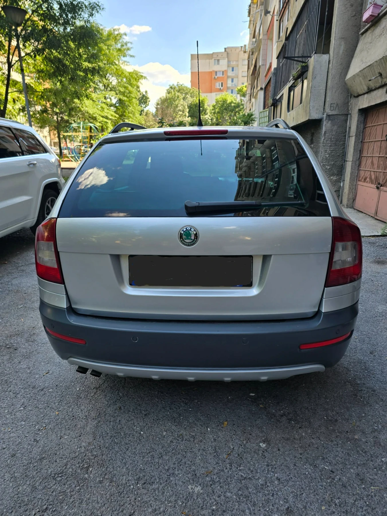Skoda Octavia СКАУТ, снимка 2 - Автомобили и джипове - 55156420