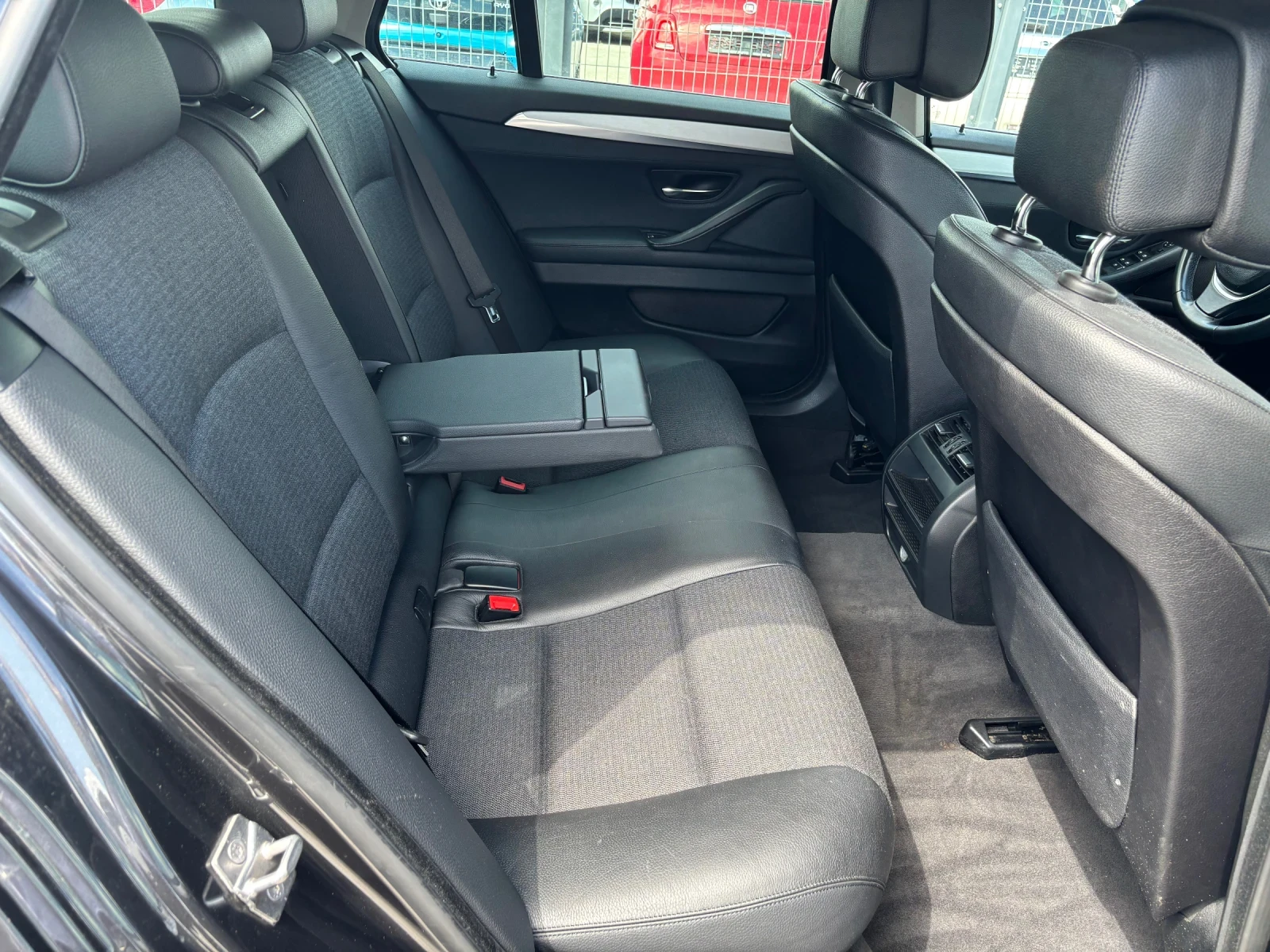 BMW 530 M-PAKET, снимка 11 - Автомобили и джипове - 55307769
