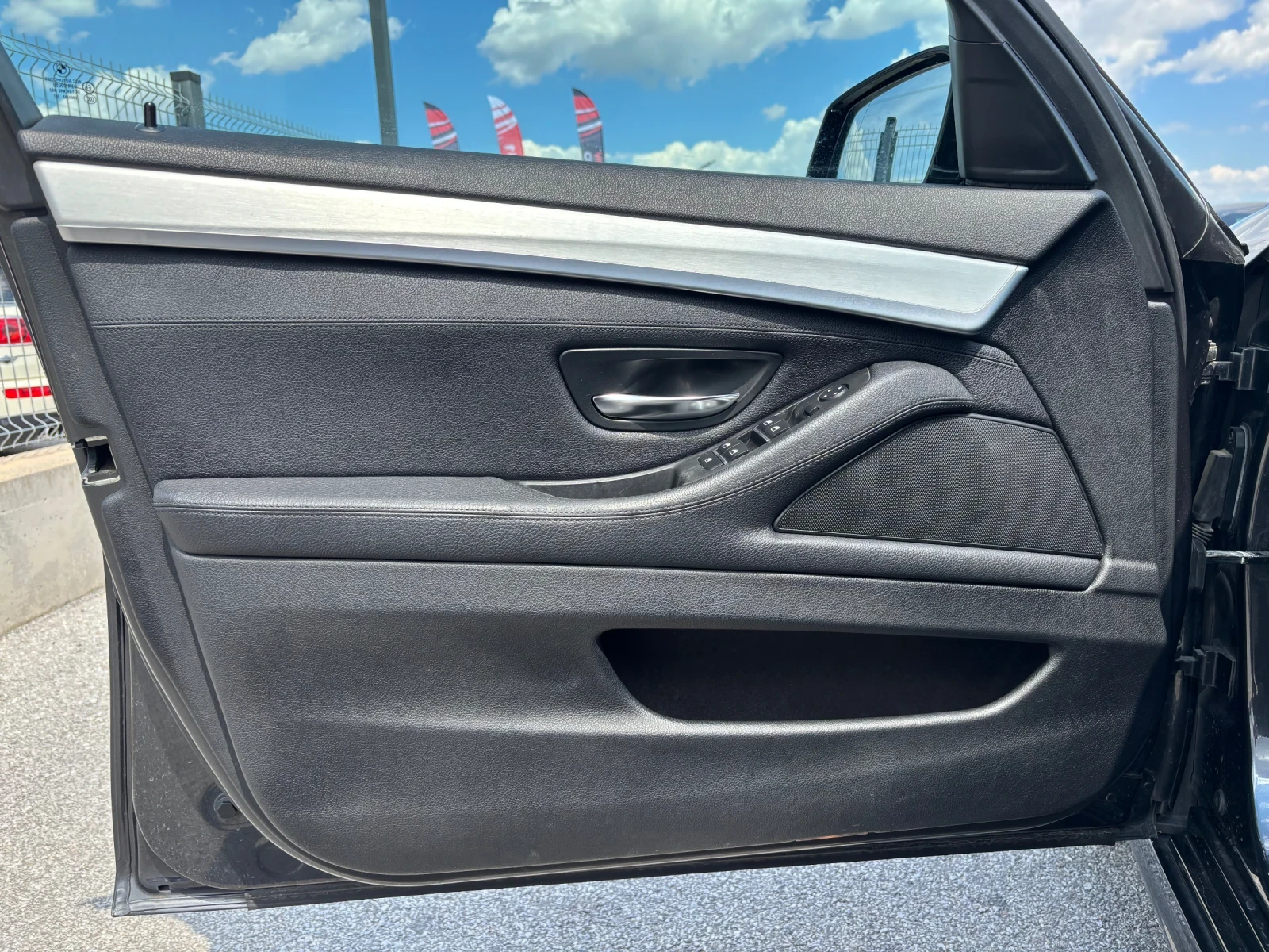 BMW 530 M-PAKET, снимка 7 - Автомобили и джипове - 55307769