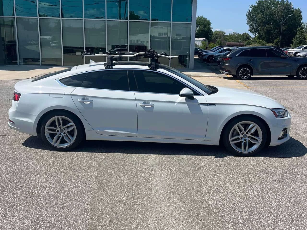 Audi A5 * Technik * DISTRONIC* HUD* CARFAX* , снимка 3 - Автомобили и джипове - 55589763