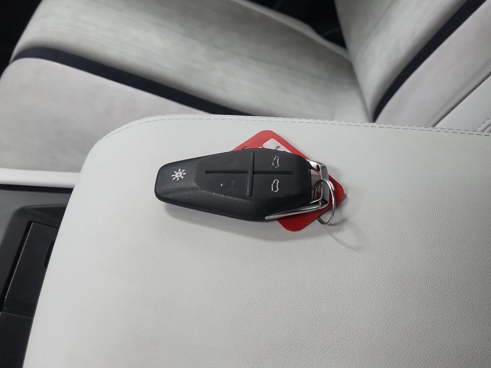 Fisker Ocean * EXTREME * CARFAX * ����� �� ����������� | Mobile.bg � ����������� 8