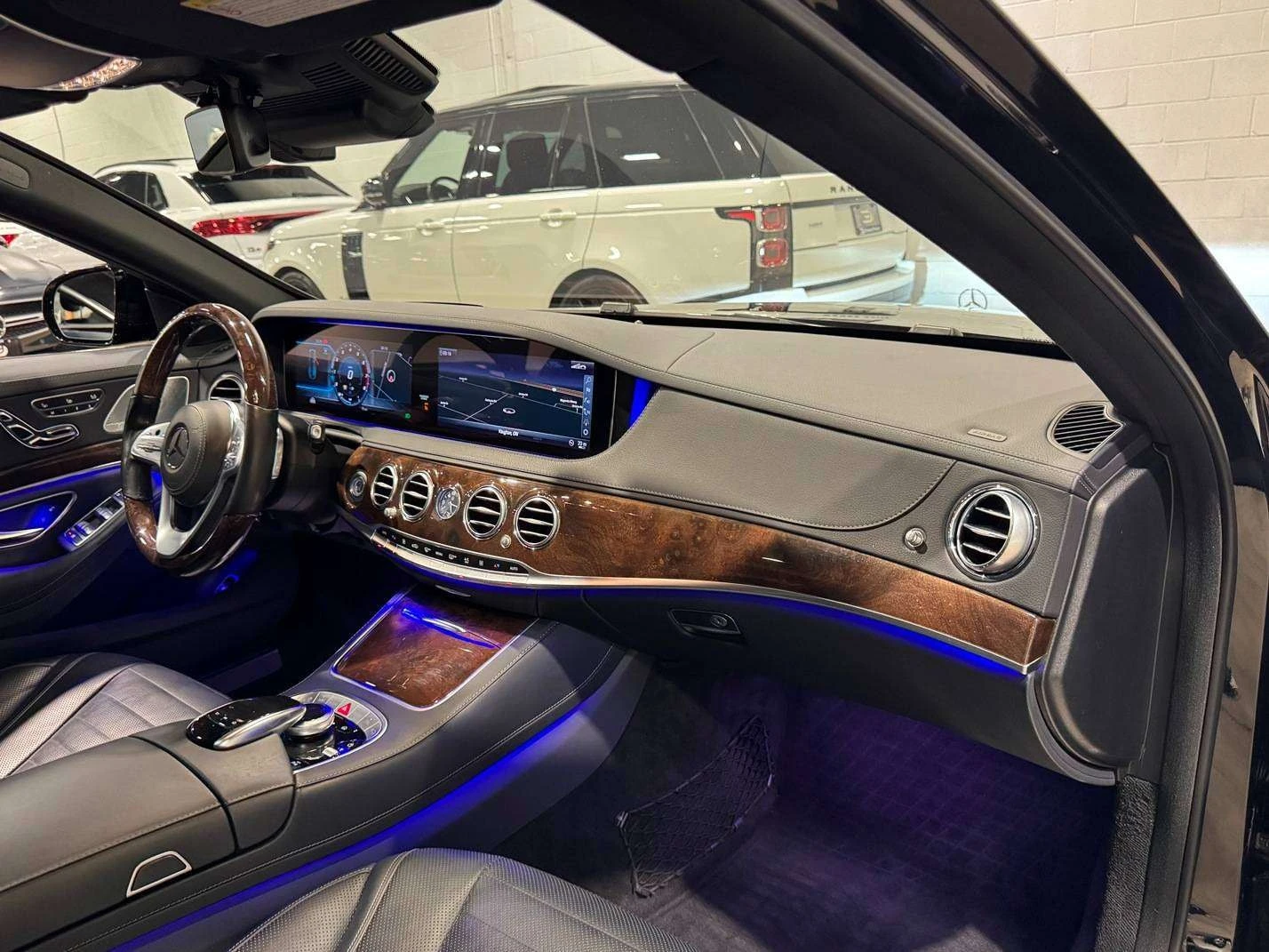 Mercedes-Benz S 560 * LONG * Фиксирана цена до България * , снимка 14 - Автомобили и джипове - 56111725