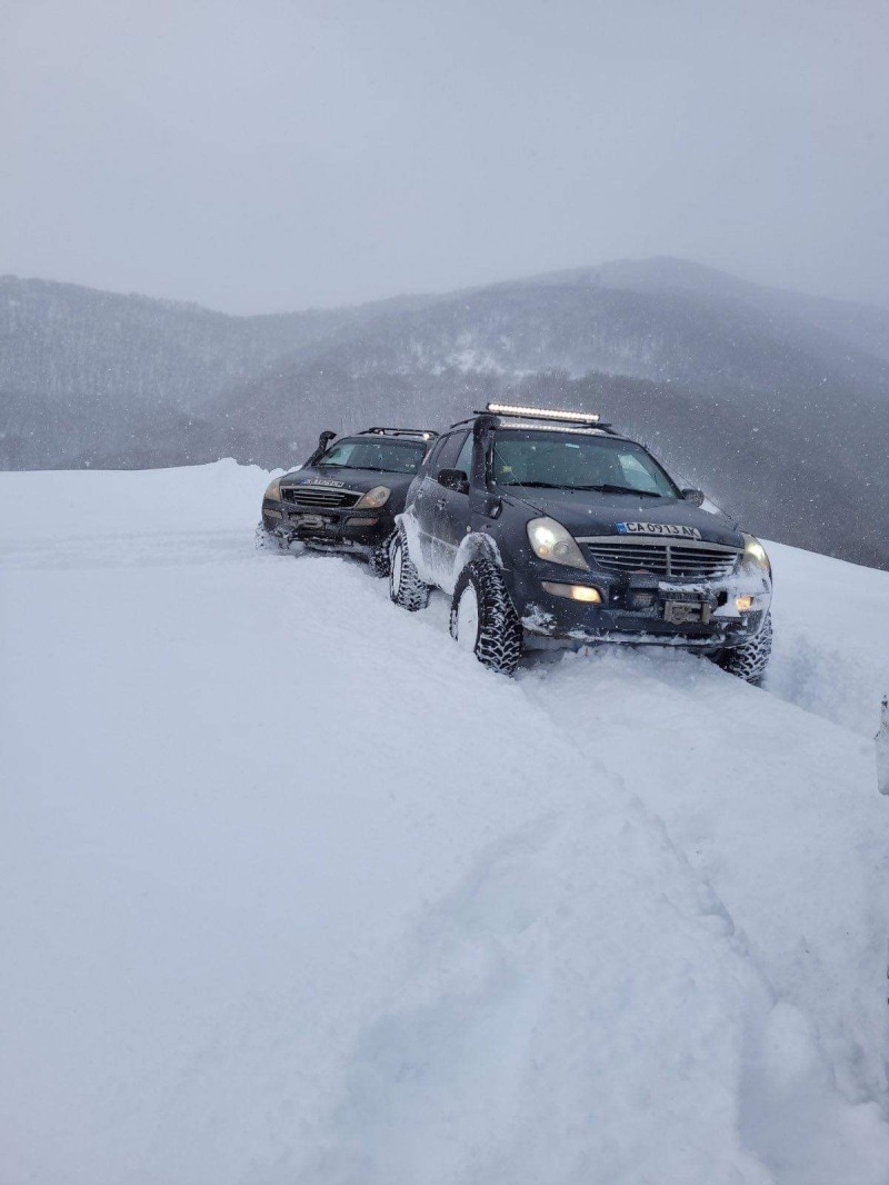 SsangYong Rexton 2.9, снимка 3 - Автомобили и джипове - 46278590