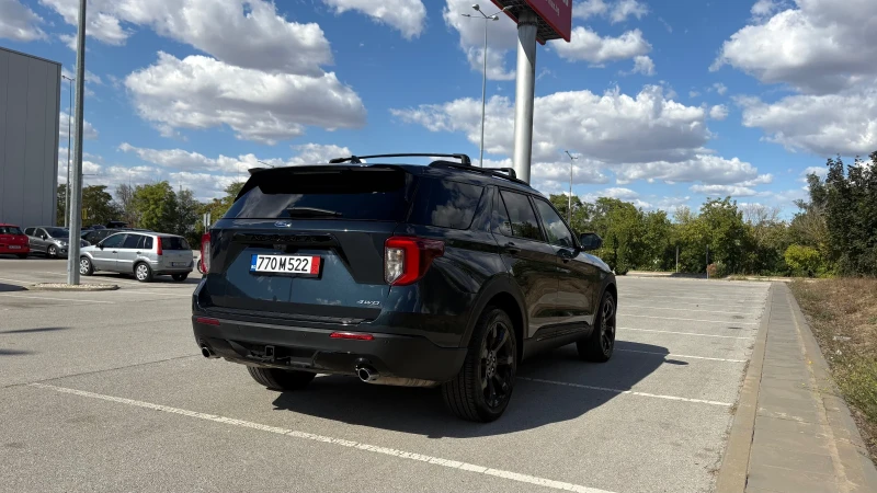 Ford Explorer ST-LINE 24500 км. 7 местен ПРОМО ДО 01.2026г., снимка 6 - Автомобили и джипове - 52423210
