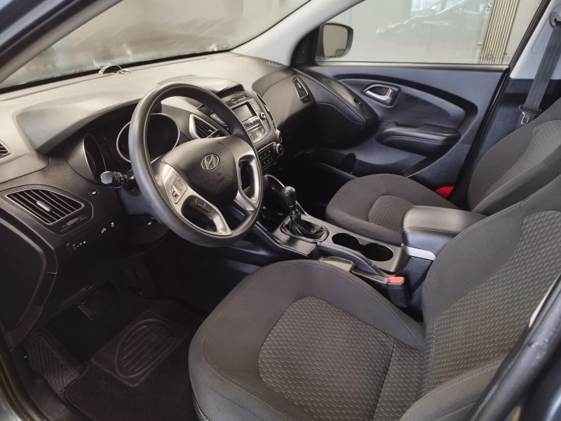 Hyundai IX35 1.7CRDI 108000км, снимка 9 - Автомобили и джипове - 53432462