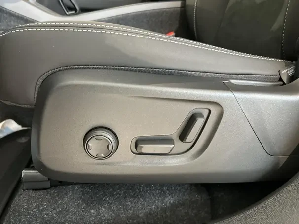 Volvo EX40 Twin Motor = Performance = Гаранция - изображение 6