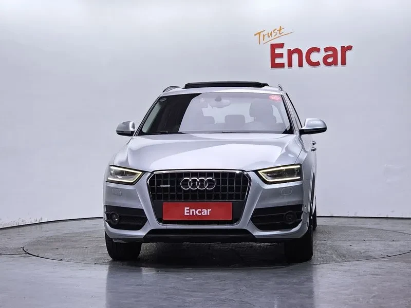 Audi Q3 2.0 TDI Quattro, снимка 3 - Автомобили и джипове - 55128644