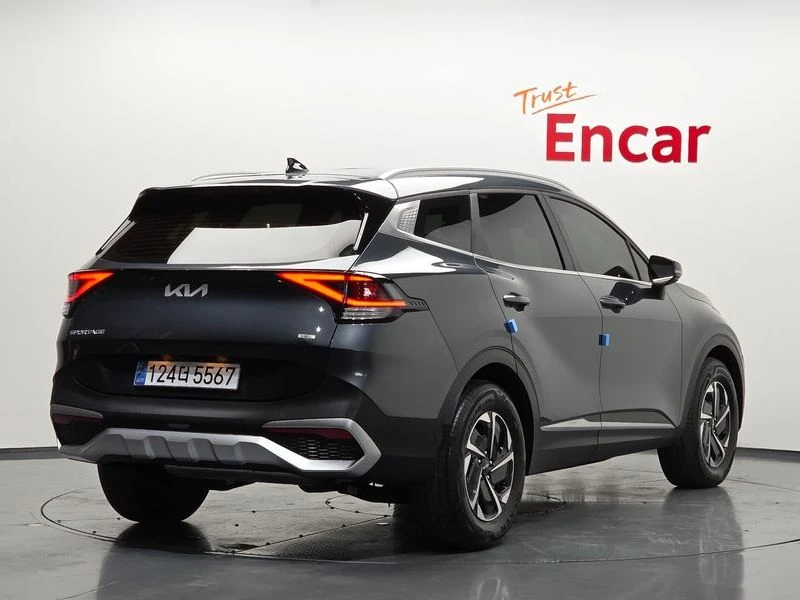 Kia Sportage Prestige 2WD| 230к.с.| ВКЛ.ТЕХНОТЕСТ, снимка 2 - Автомобили и джипове - 55624594