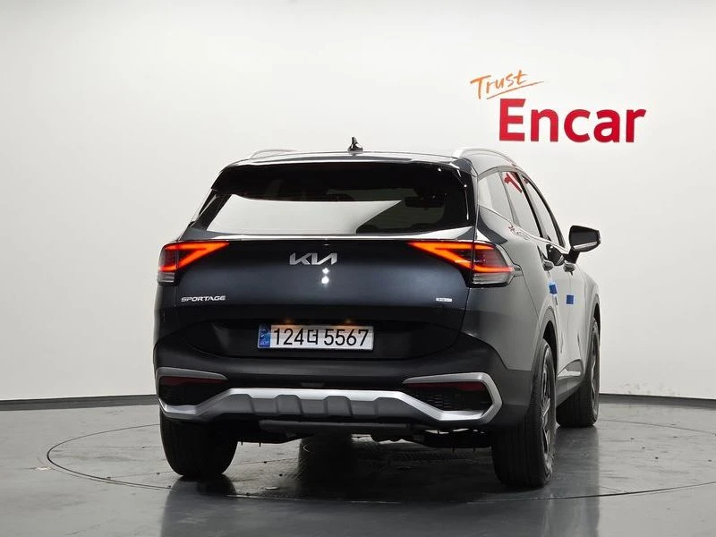 Kia Sportage Prestige 2WD| 230к.с.| ВКЛ.ТЕХНОТЕСТ, снимка 4 - Автомобили и джипове - 55624594