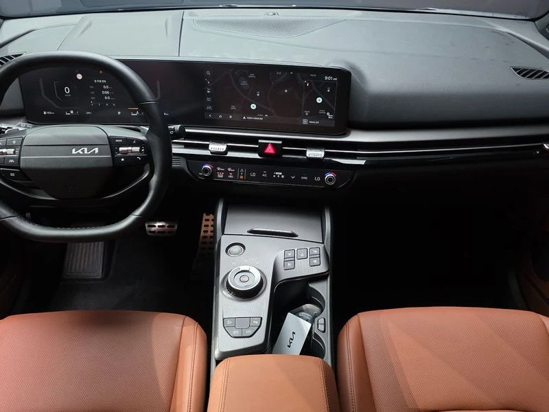 Kia Sportage 2.0 4 Automatic, снимка 7 - Автомобили и джипове - 55847082