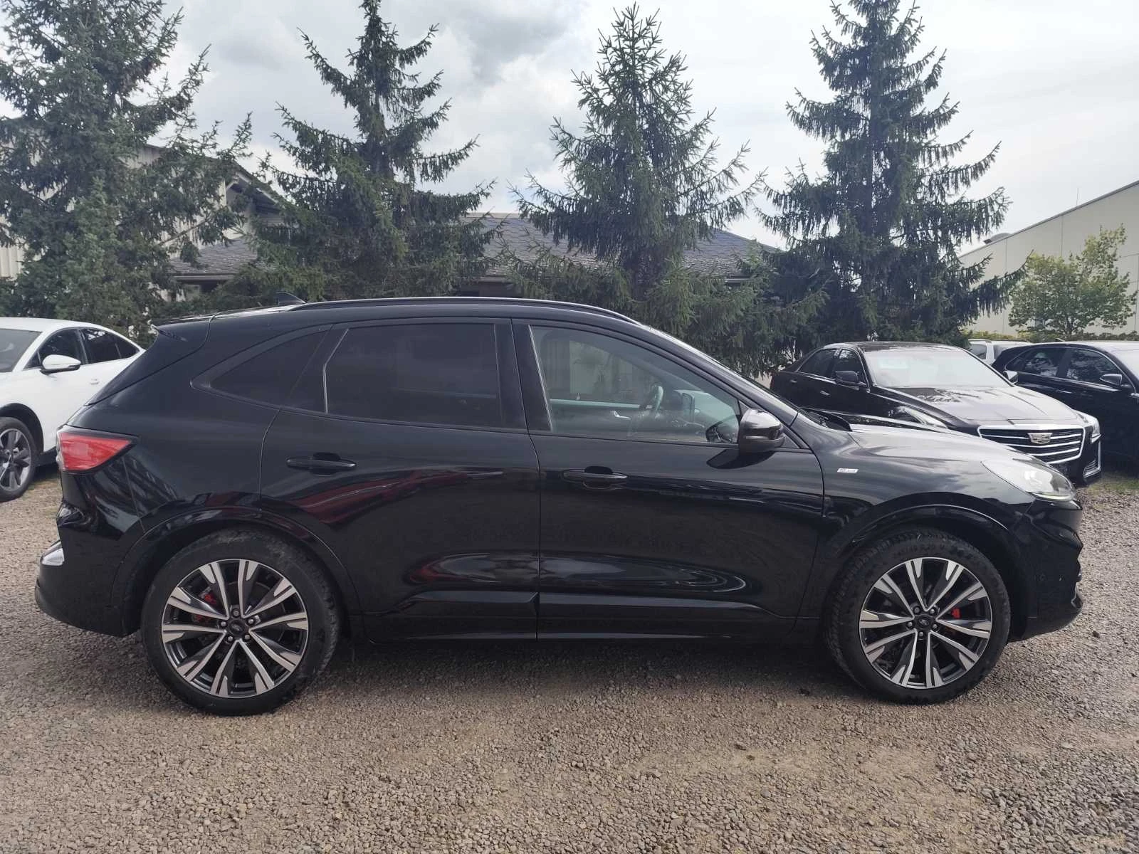 Ford Kuga FHEV ST-LineX 4W 152 к.с - изображение 7