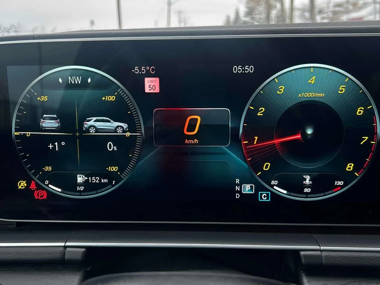 Mercedes-Benz GLE * 350 * CARFAX * ЦЕНА ДО БГ, снимка 8 - Автомобили и джипове - 53997343