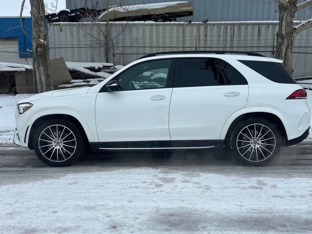 Mercedes-Benz GLE * 350 * CARFAX * ЦЕНА ДО БГ, снимка 17 - Автомобили и джипове - 53997343
