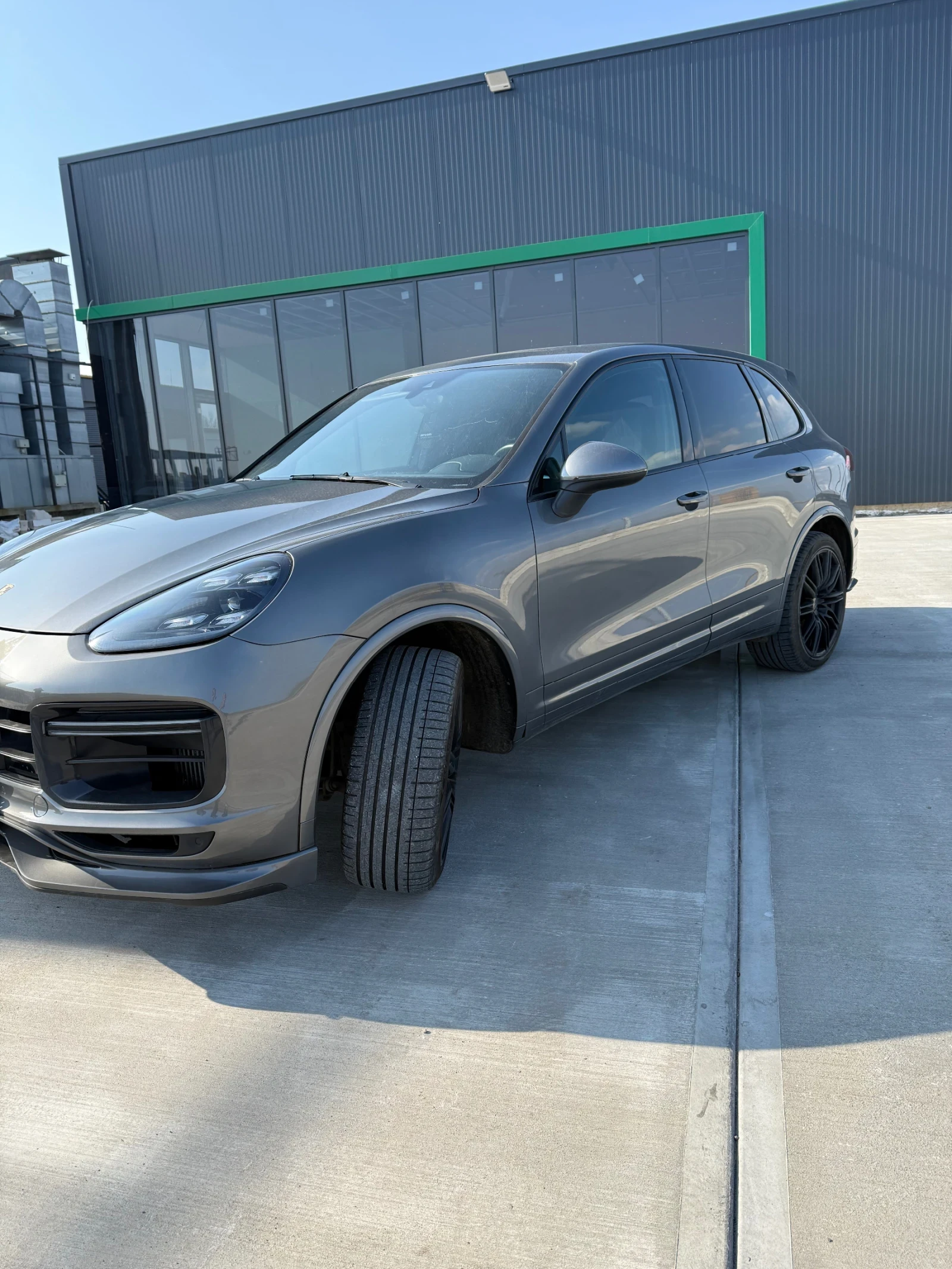 Porsche Cayenne, снимка 2 - Автомобили и джипове - 54150606