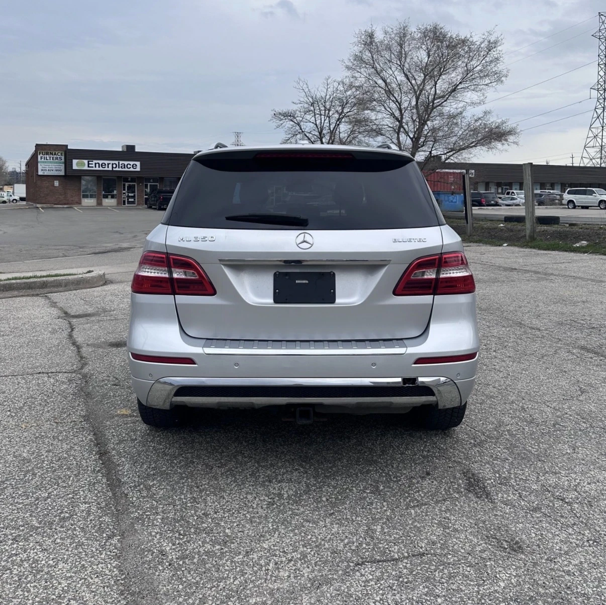 Mercedes-Benz ML 350 DIESEL / НА ПРУЖИНИ / ПОДГРЕВ ОТЗАД / БЕЗ ИНЦИДЕНТ, снимка 3 - Автомобили и джипове - 54485847