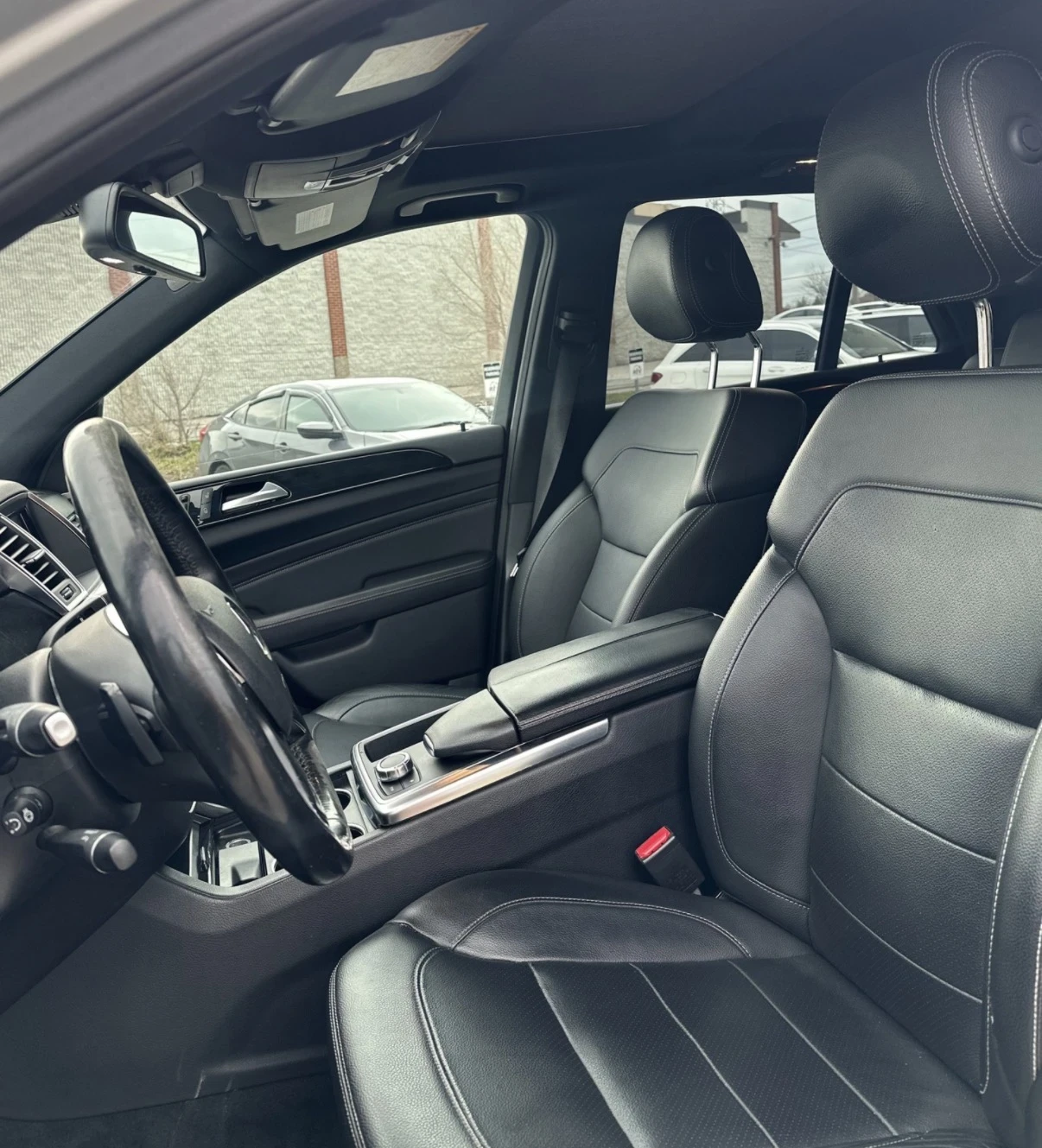 Mercedes-Benz ML 350 DIESEL / НА ПРУЖИНИ / ПОДГРЕВ ОТЗАД / БЕЗ ИНЦИДЕНТ, снимка 5 - Автомобили и джипове - 54485847