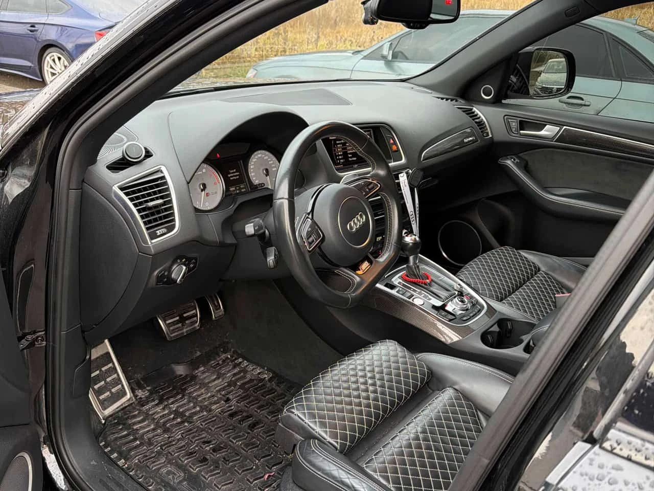 Audi SQ5 | ПОДГРЕВ | CARFAX | ПАНОРАМА | АВТОКРЕДИТ | , снимка 5 - Автомобили и джипове - 54641762
