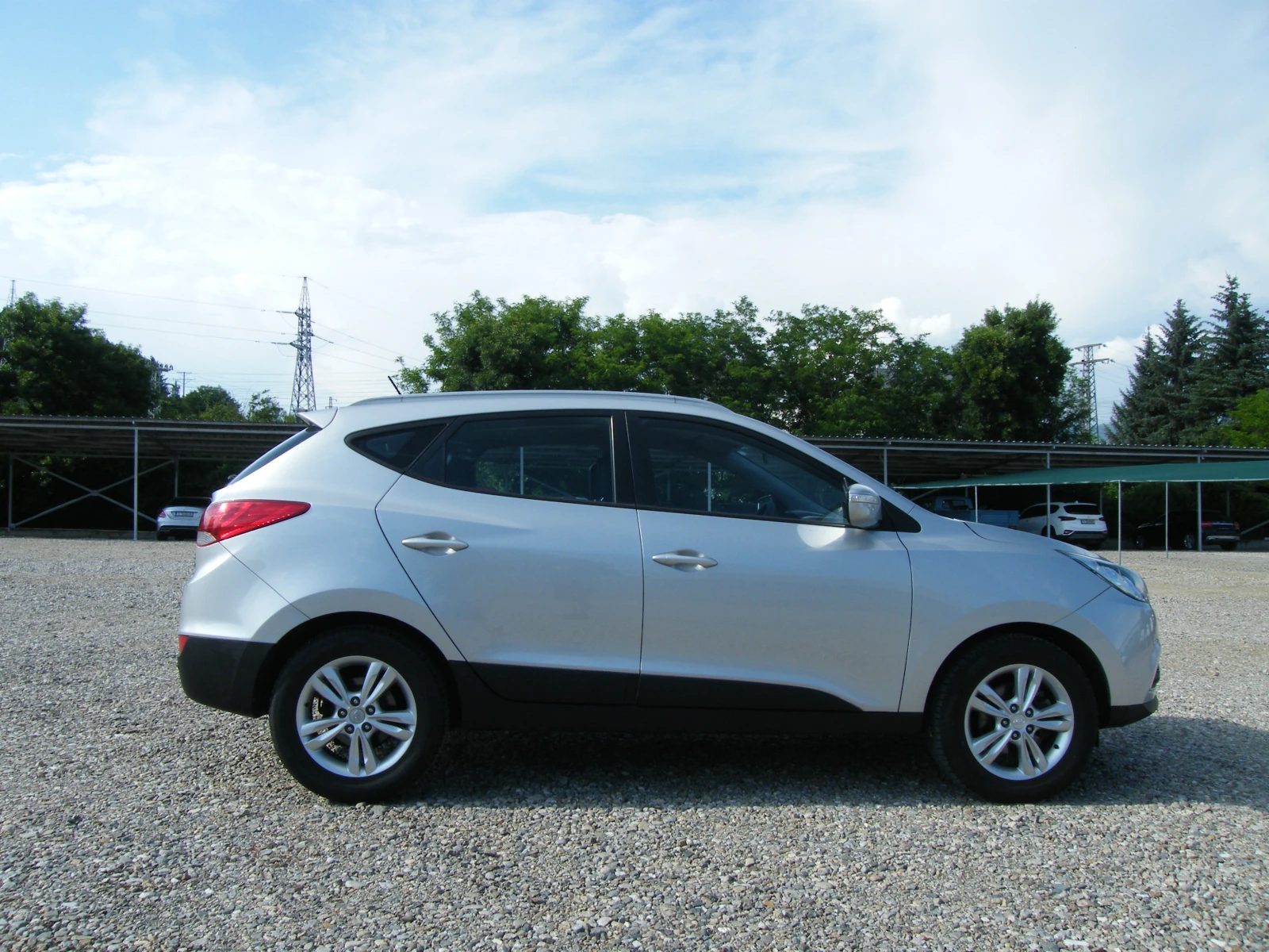 Hyundai IX35 2.0 CRDI 4x4, снимка 3 - Автомобили и джипове - 54870557
