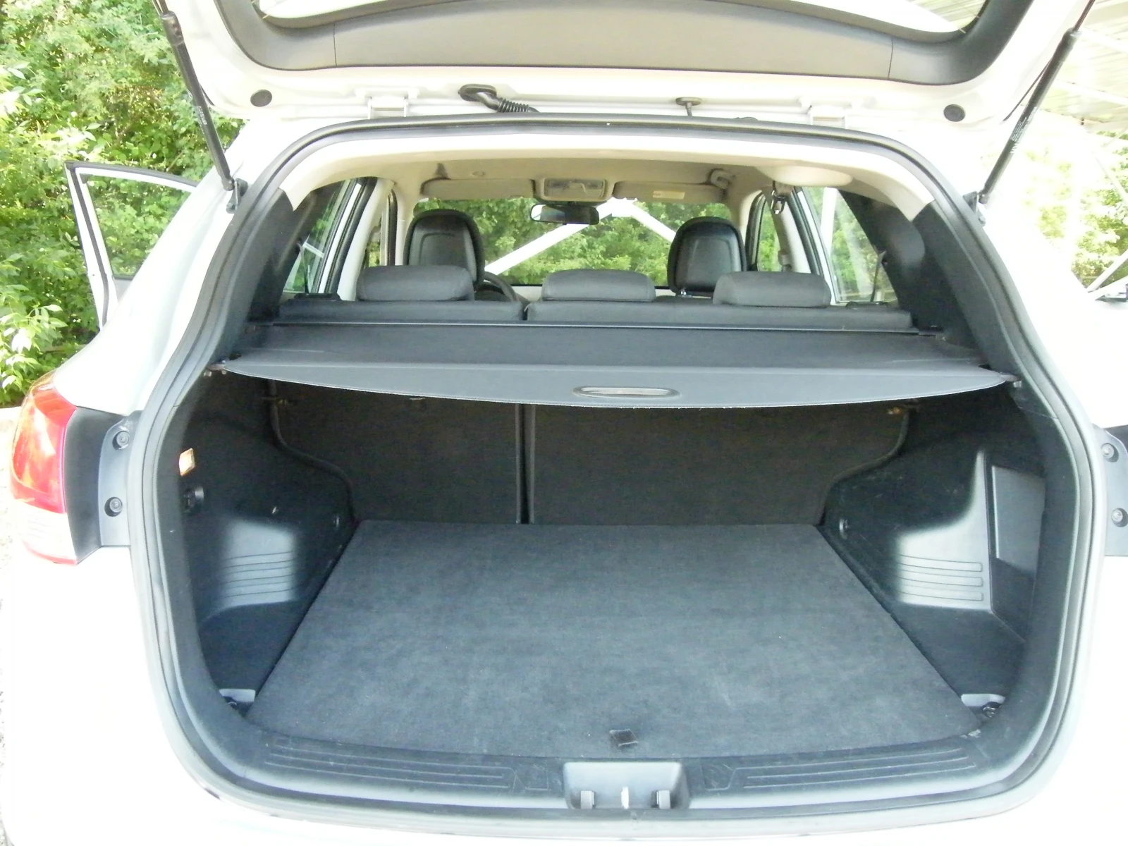 Hyundai IX35 2.0 CRDI 4x4, снимка 13 - Автомобили и джипове - 54870557