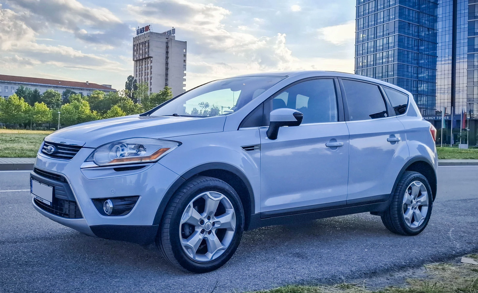 Ford Kuga 2.0 TDCI, снимка 6 - Автомобили и джипове - 55016447