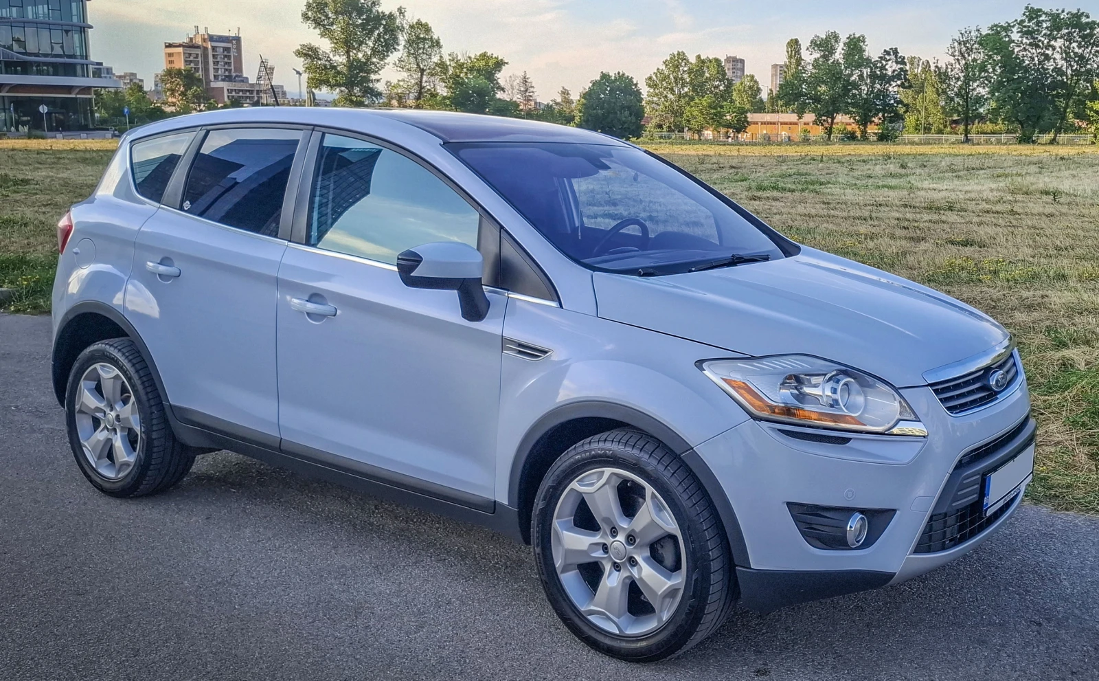 Ford Kuga 2.0 TDCI, снимка 5 - Автомобили и джипове - 55016447