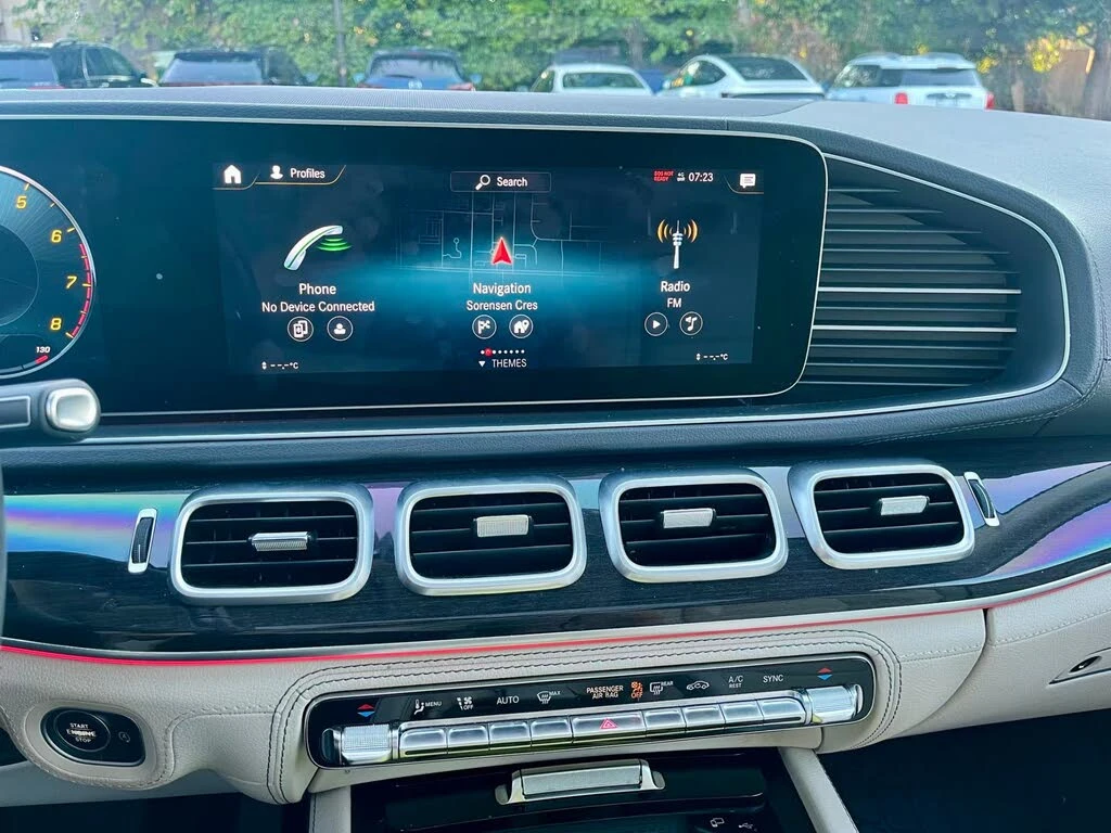 Mercedes-Benz GLE 350 AMG* LINE* BURMESTER* ХЕДЪП* ДИСТРОНИК* 360КАМЕРА, снимка 11 - Автомобили и джипове - 55838025