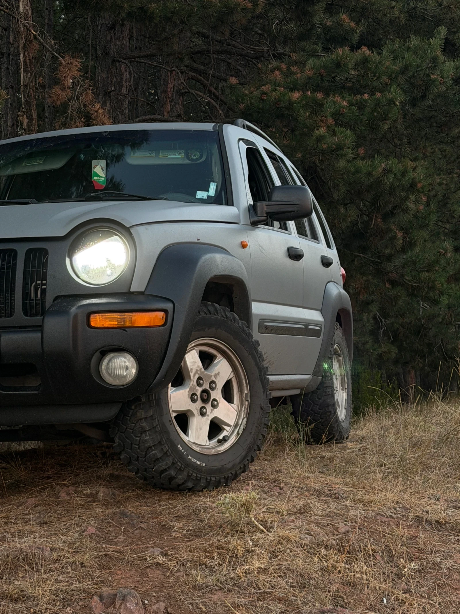 Jeep Cherokee