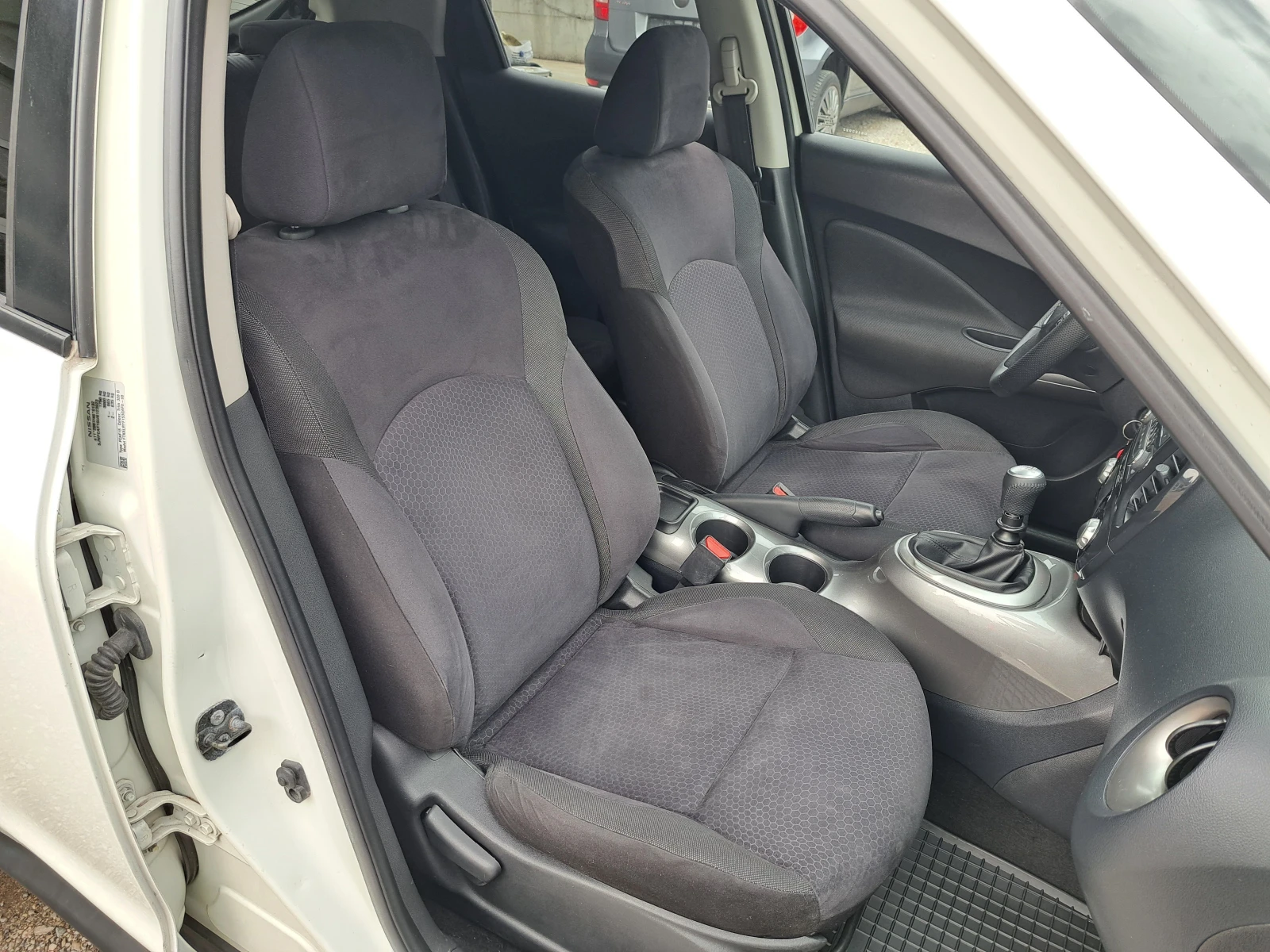 Nissan Juke 1.5dCi* �����* ��������* ����������* 6�� | Mobile.bg � ����������� 9