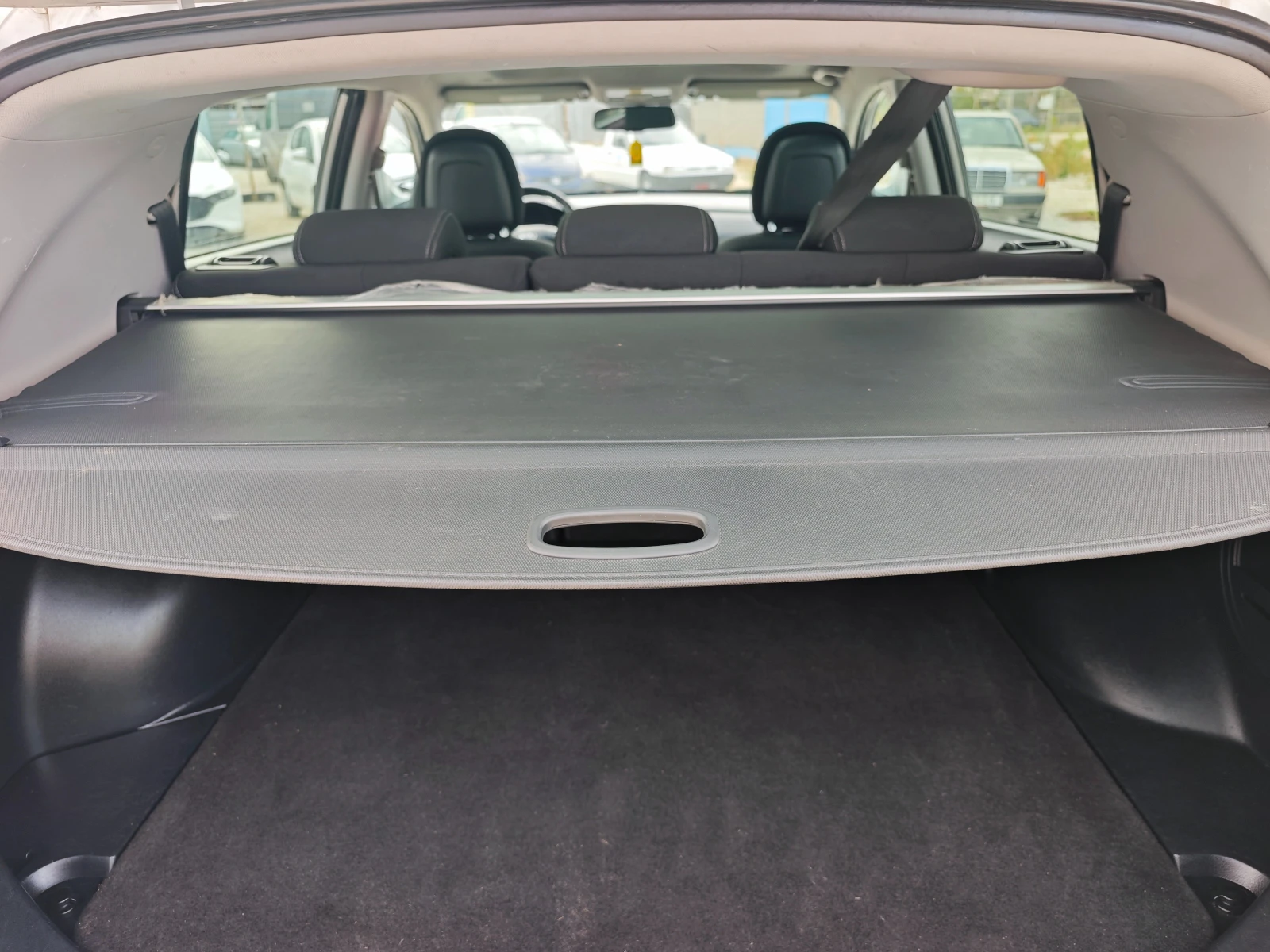 Kia Sportage 1.7CRDi ПАНОРАМА , снимка 10 - Автомобили и джипове - 56712973