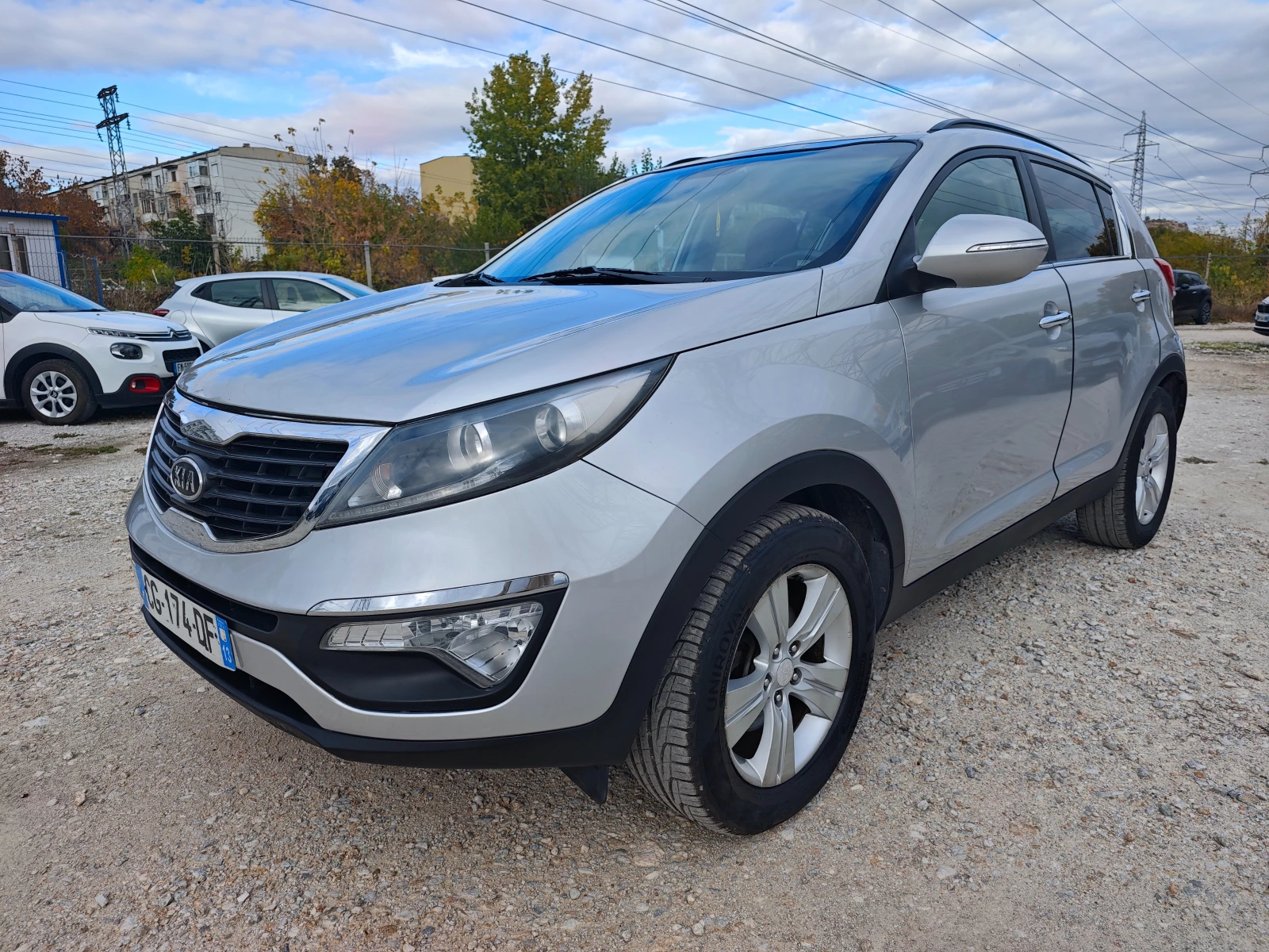 Kia Sportage 1.7CRDi ПАНОРАМА , снимка 2 - Автомобили и джипове - 56712973