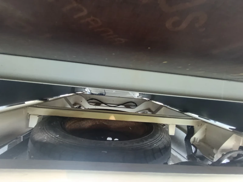 VW T5, снимка 5 - Бусове и автобуси - 52366648