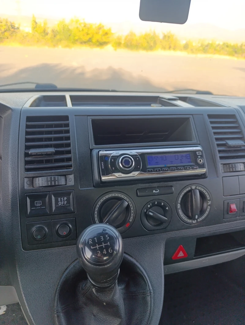 VW T5, снимка 15 - Бусове и автобуси - 52366648