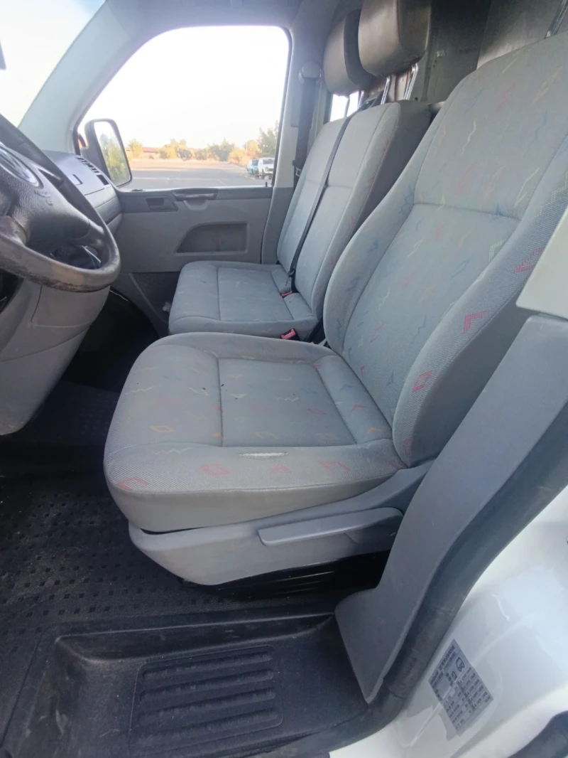 VW T5, снимка 16 - Бусове и автобуси - 52366648