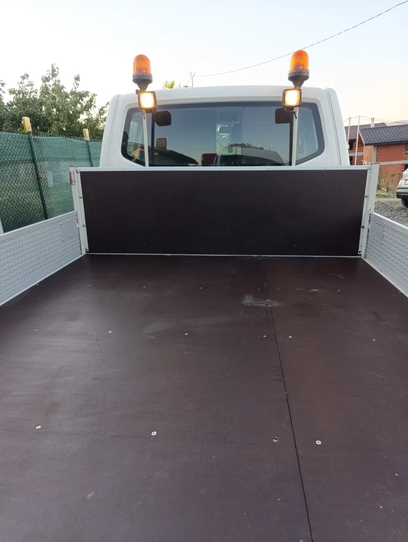 VW T5, снимка 12 - Бусове и автобуси - 52366648