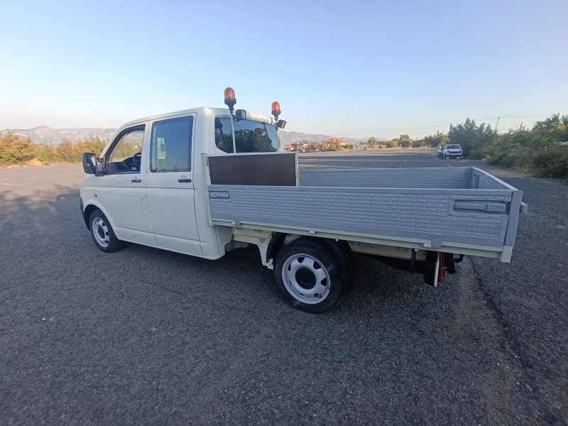 VW T5, снимка 2 - Бусове и автобуси - 52366648