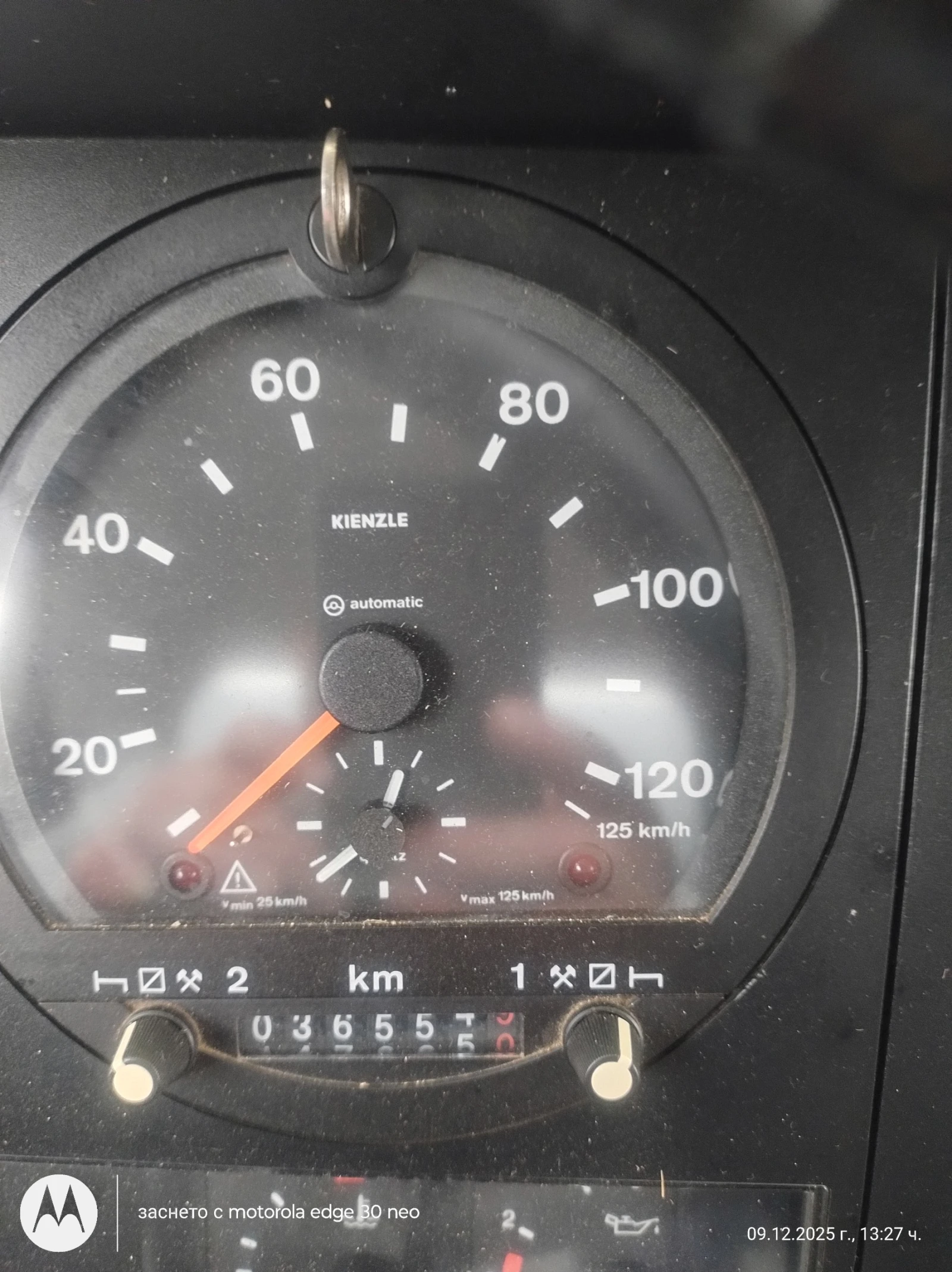 Nissan Atleon 110.35 - изображение 10