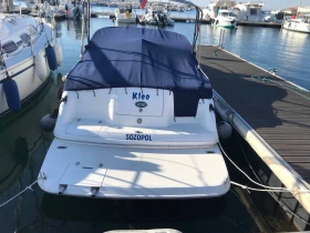 Моторна яхта Rinker 230, снимка 16