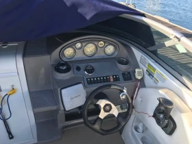Моторна яхта Rinker 230, снимка 14