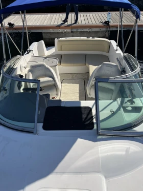 Обява за продажба на Моторна яхта Rinker 230 ~55 000 лв. - изображение 1 | Auto.bg Обява за продажба на Моторна яхта Rinker 230 ~55 000 лв. - изображение 1