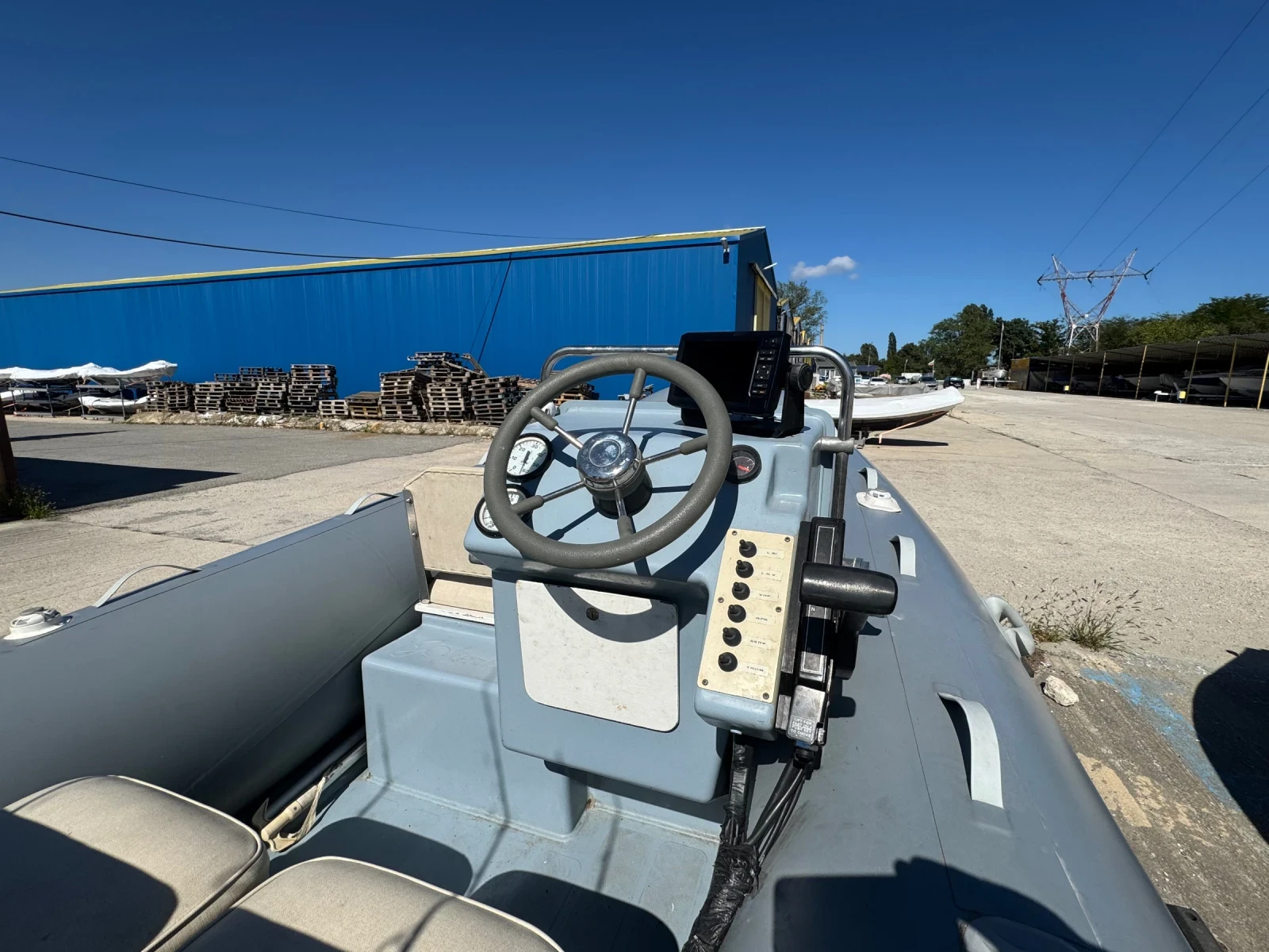 Лодка Joker Boat 2005, снимка 3 - Воден транспорт - 53708367