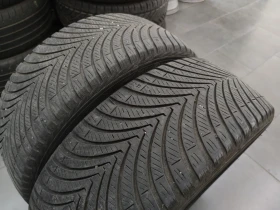 Гуми Всесезонни 225/45R18, снимка 4 - Гуми и джанти - 47542981