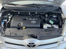 Toyota Corolla verso 2.2 D4D 136к 6 СКОРОСТИ КЛИМАТРОНИК АВТОПИЛОТ, снимка 16