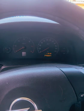 Opel Vectra 2.2 DTI 16V, снимка 10