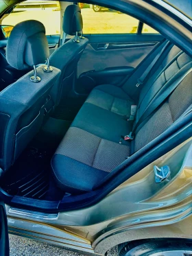 Обява за продажба на Mercedes-Benz C 220 ~15 900 лв. - изображение 9