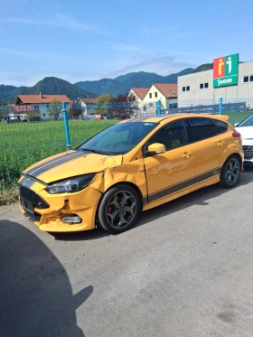     Ford Focus 2.0TURBO ST-3