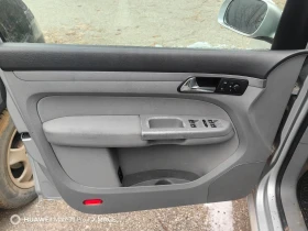 VW Touran 1.9 - 3000 € / 5867.49 лв. - 37942617 10