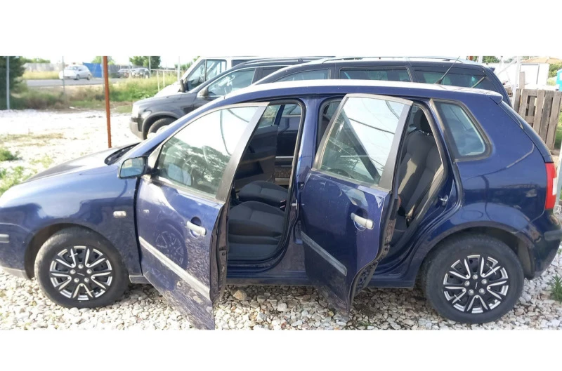 VW Polo, снимка 6 - Автомобили и джипове - 41265215