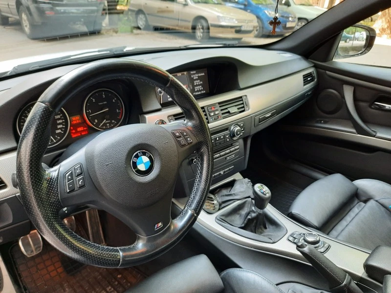 BMW 330 E 92, снимка 7 - Автомобили и джипове - 47502846