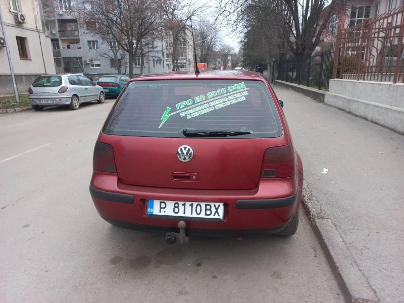 VW Golf, снимка 4 - Автомобили и джипове - 49028730