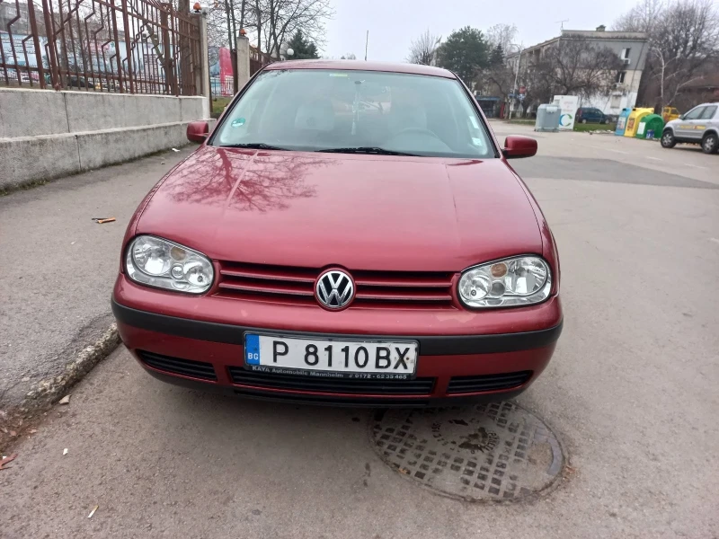 VW Golf, снимка 2 - Автомобили и джипове - 49028730